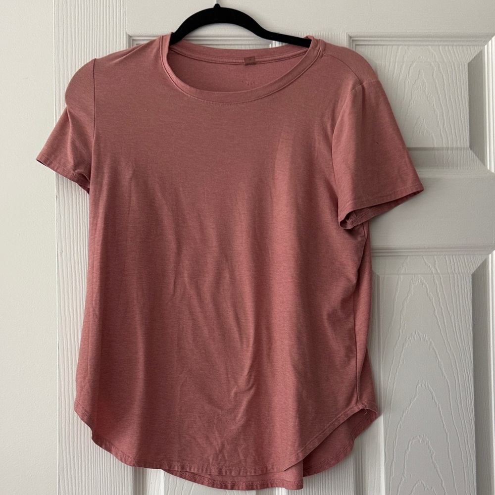 Beyond Yoga Mauve Short Sleeve Tee